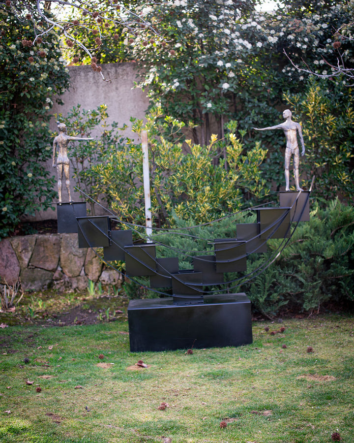 Correspondidos IV, escultura de Cristóbal Corbeaux