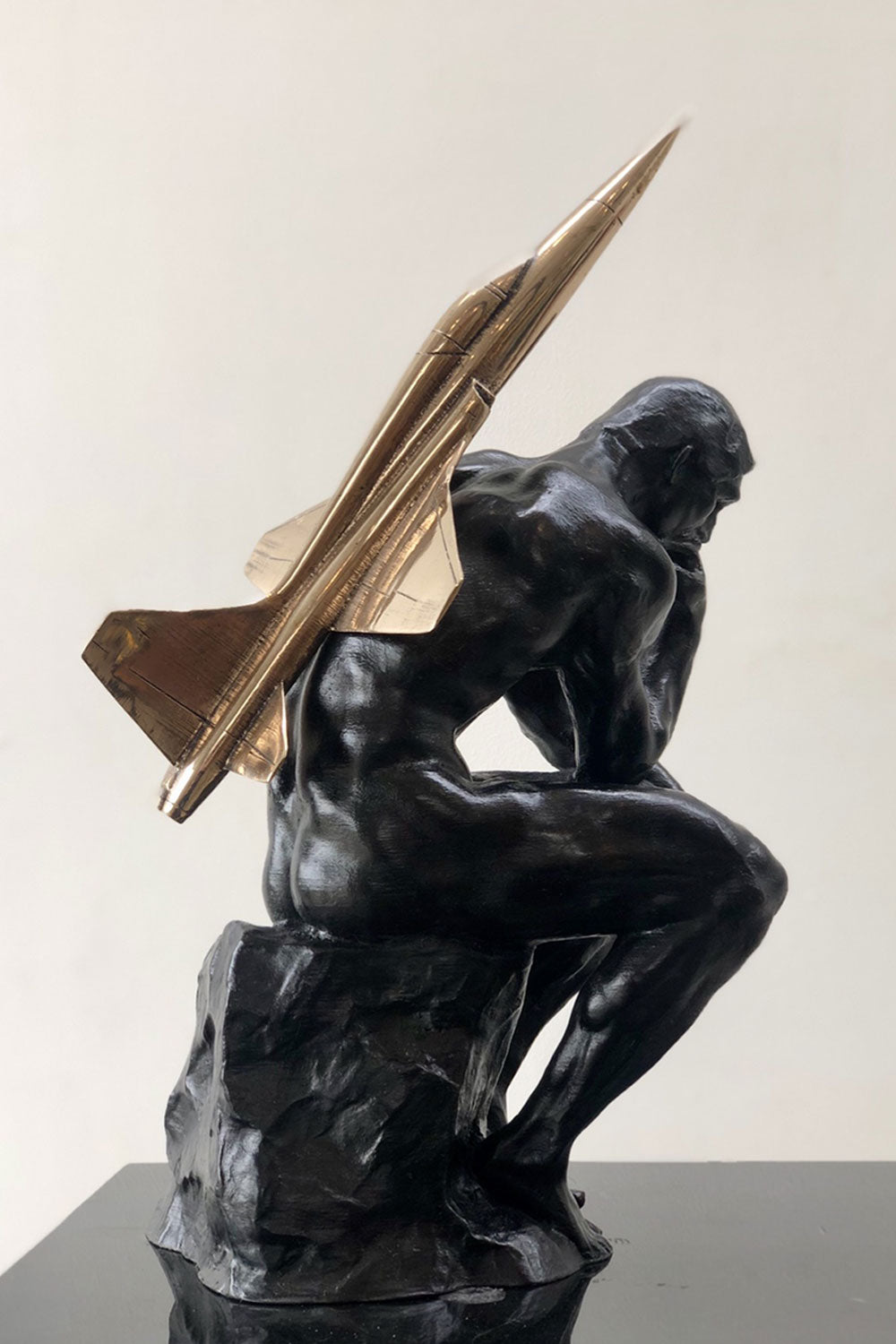 Jet Man medium bronze (edition 10 signed) - Ignacio Gana