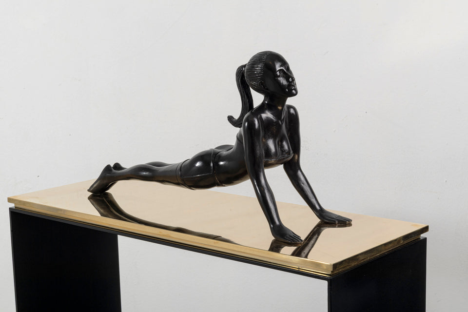 Yoga - Ignacio Gana, escultura de Ignacio Gana